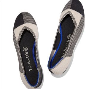 Rothy’s captoe black